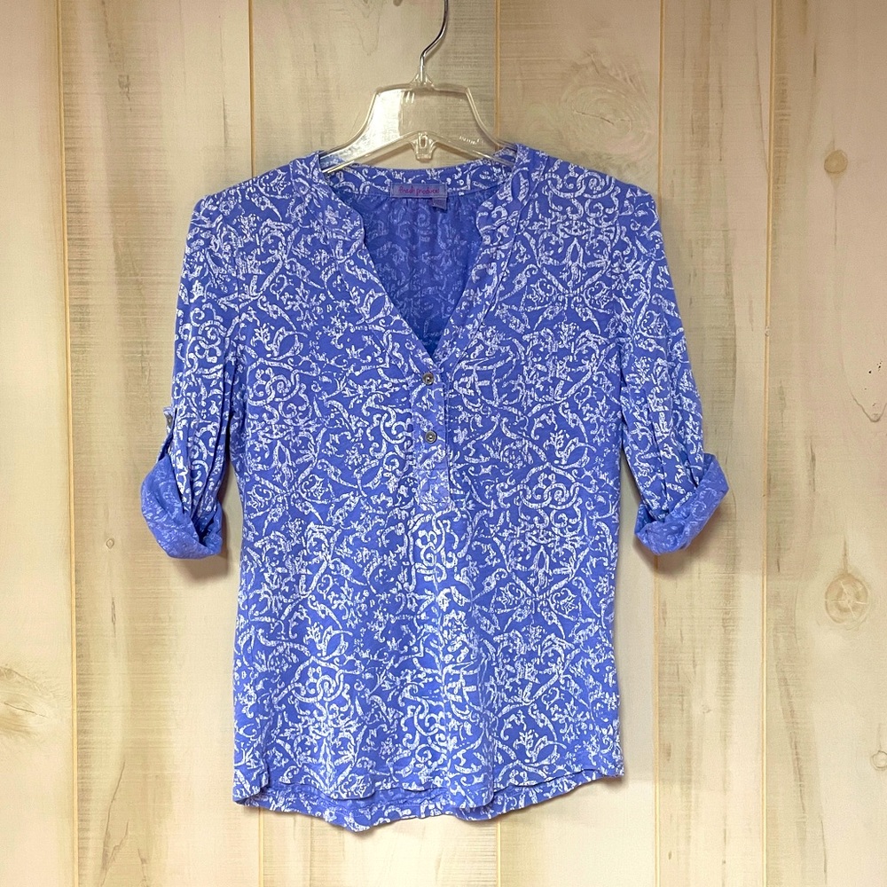 Fresh Produce Blue +  White Cotton Print Top Sz XS V neck